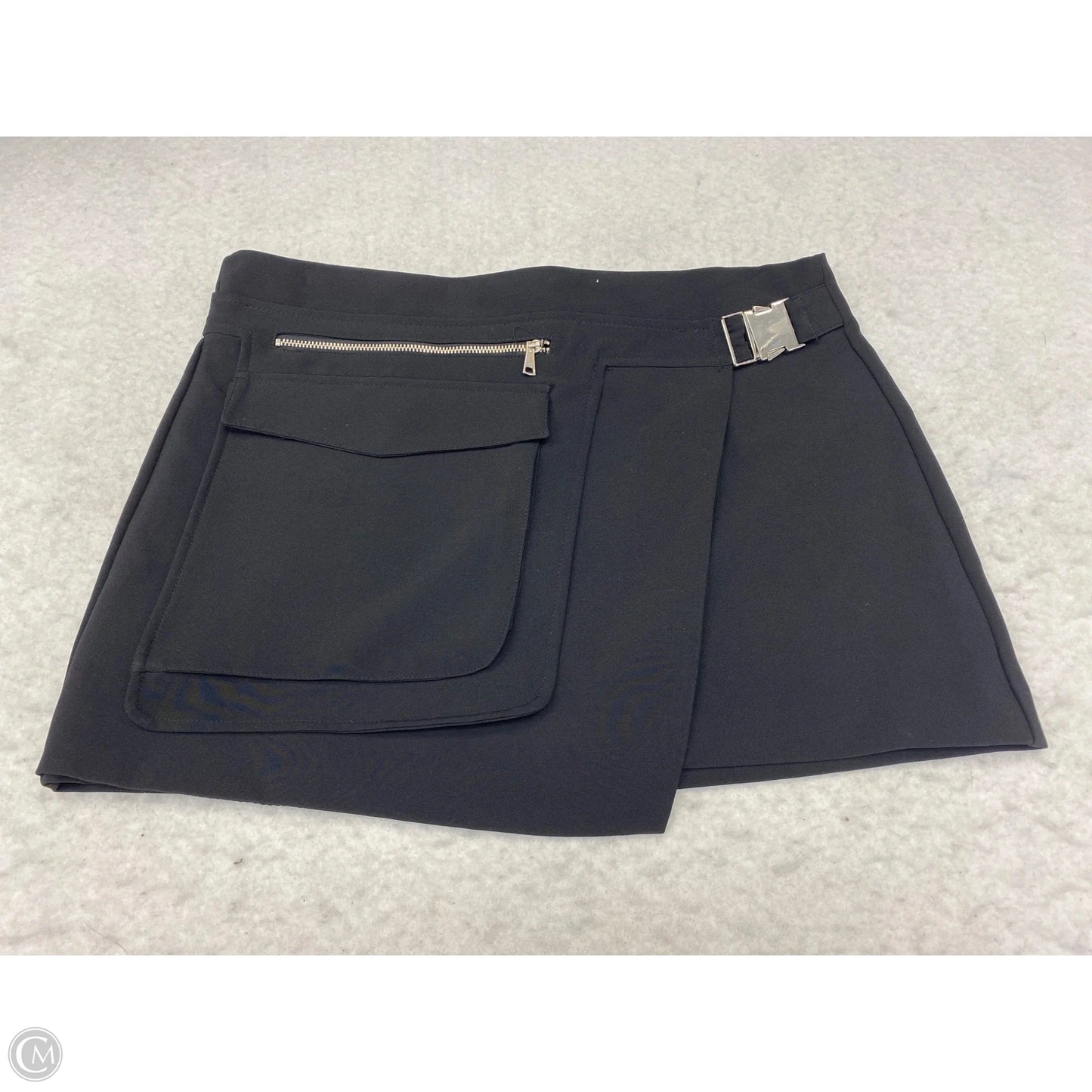 Skirt Mini & Short By Zara In Black, Size: L