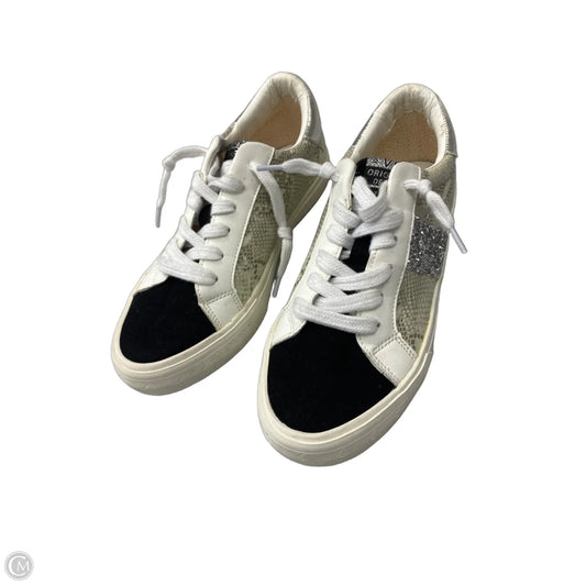 Shoes Sneakers By Vintage Havana In Snakeskin Print, Size: 7
