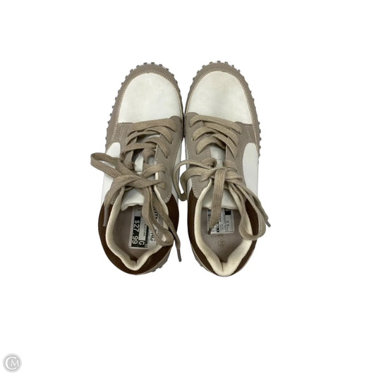 Shoes Sneakers Platform By Cmb In Cream, Size: 5.5