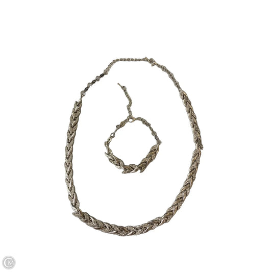 Necklace Set By Clothes Mentor, Size: 02 Piece Set