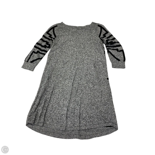 Dress Casual Short By Express In Black & Grey, Size: S