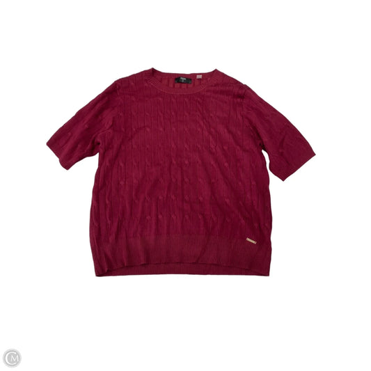 Top Short Sleeve By Tahari In Maroon, Size: Xl