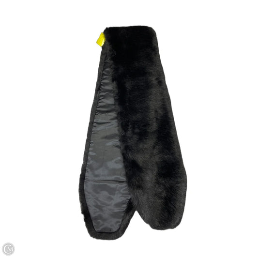 Scarf Winter By Halogen In Black