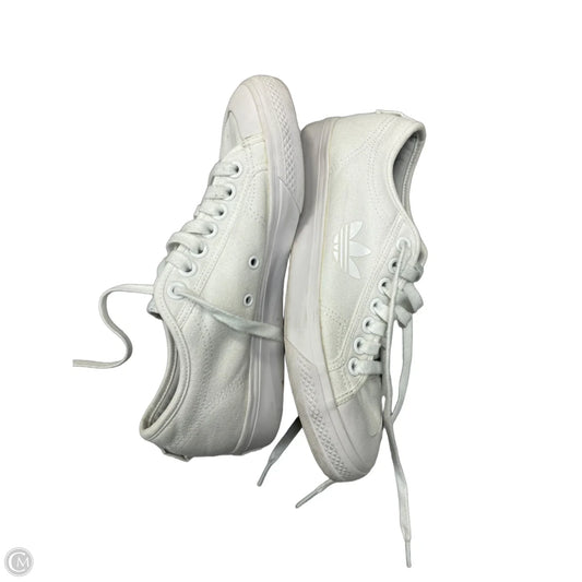 Shoes Sneakers By Adidas In White, Size: 8