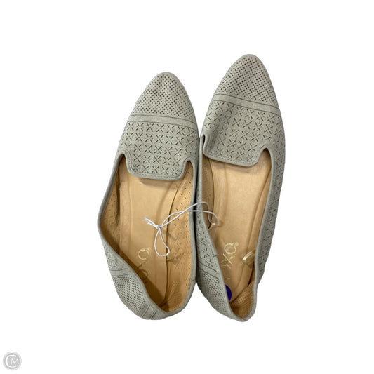 Shoes Flats By Xoxo In Grey, Size: 8.5