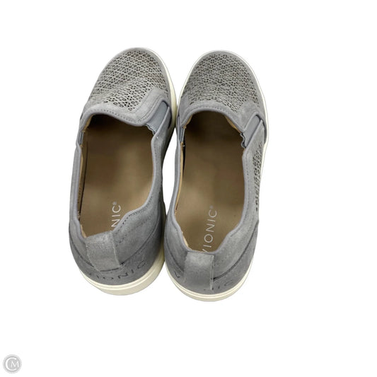 Shoes Sneakers By Vionic In Grey, Size: 11