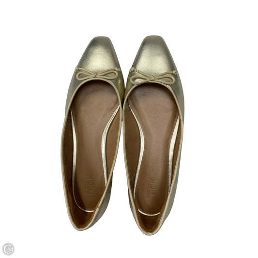 Shoes Flats By Nordstrom Rack In Gold, Size: 9