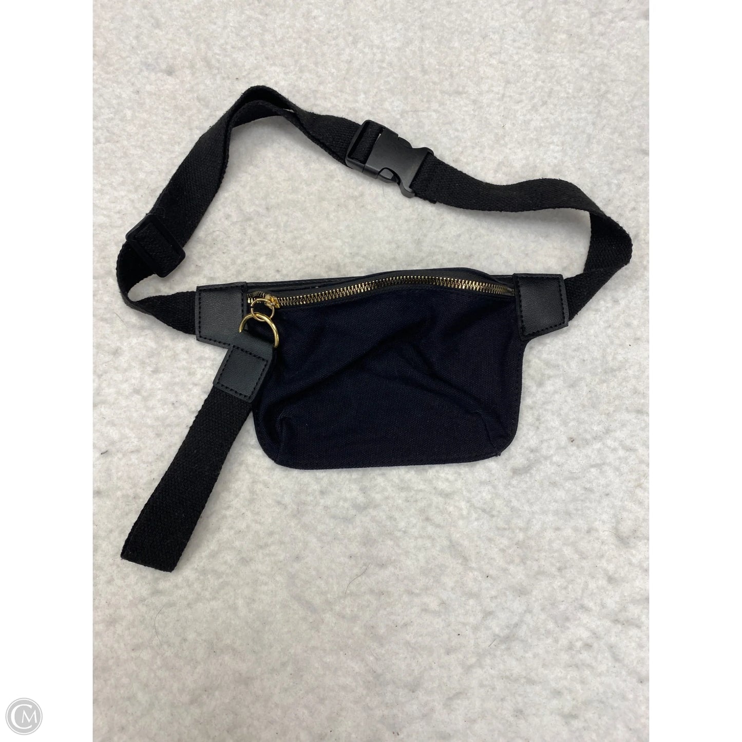 Belt Bag By Clothes Mentor, Size: Small