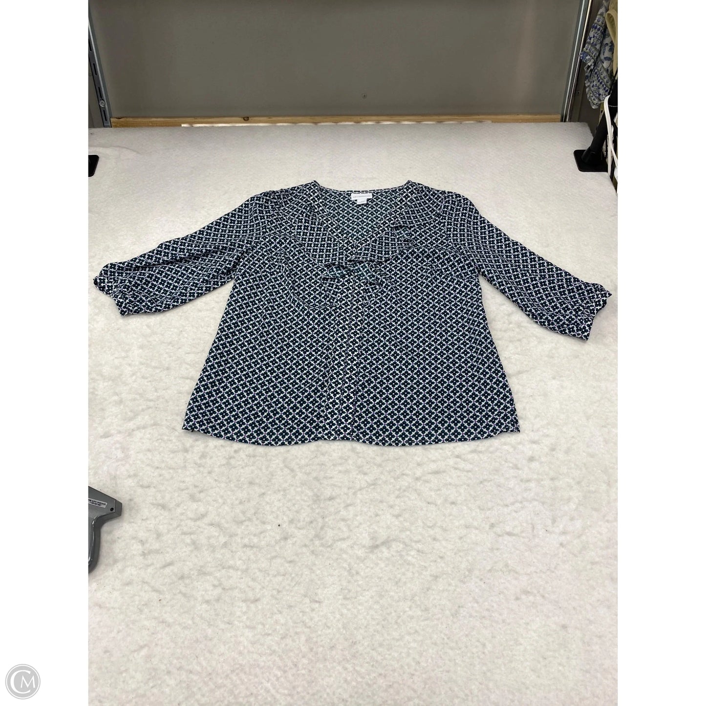 Blouse 3/4 Sleeve By Liz Claiborne In Geometric Pattern, Size: S