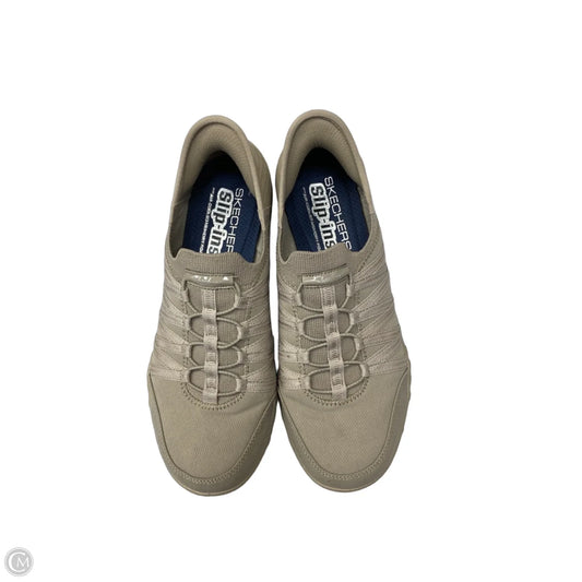 Shoes Sneakers By Skechers In Tan, Size: 9