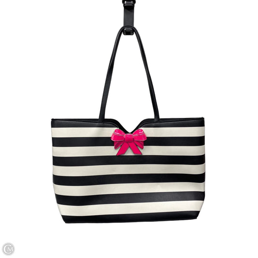 Tote Leather By Betsey Johnson, Size: Medium