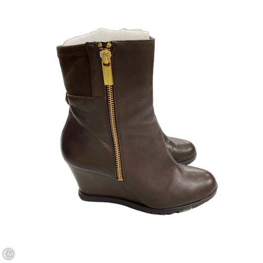 Boots Designer By Michael Kors In Brown, Size: 6