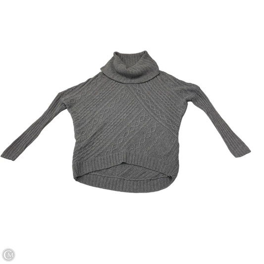 Sweater By Bcbgmaxazria In Grey, Size: S