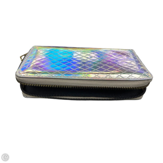 Wallet By Clothes Mentor, Size: Large