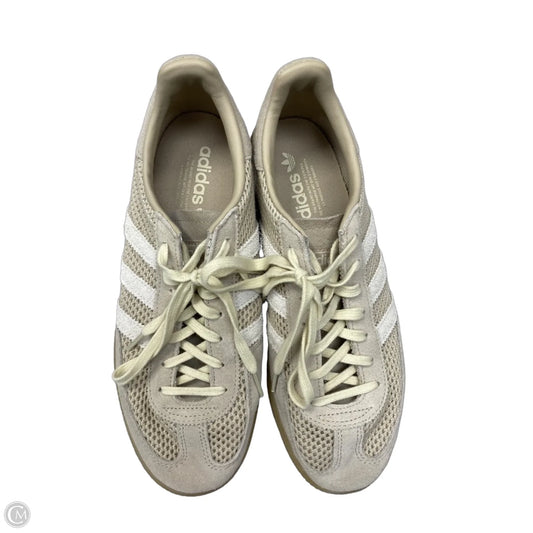 Shoes Sneakers By Adidas In Beige, Size: 9.5