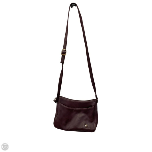 Crossbody Leather By Etienne Aigner, Size: Medium