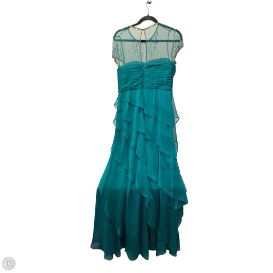 Dress Party Long By Adrianna Papell In Green, Size: 8