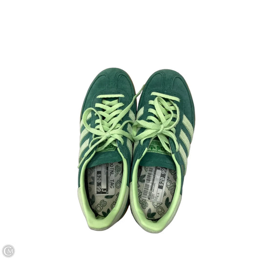 Shoes Sneakers By Adidas In Green, Size: 5.5