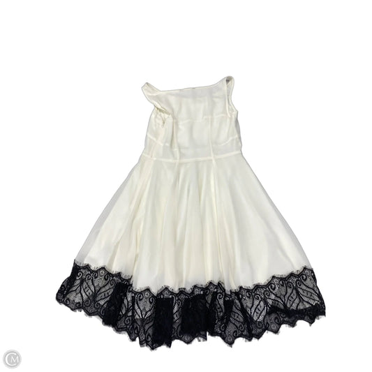 Dress Casual Short By Express In Black & Cream, Size: Xs