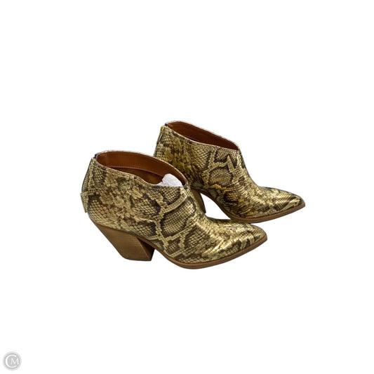 Boots Ankle Heels By Vince Camuto In Snakeskin Print, Size: 9.5