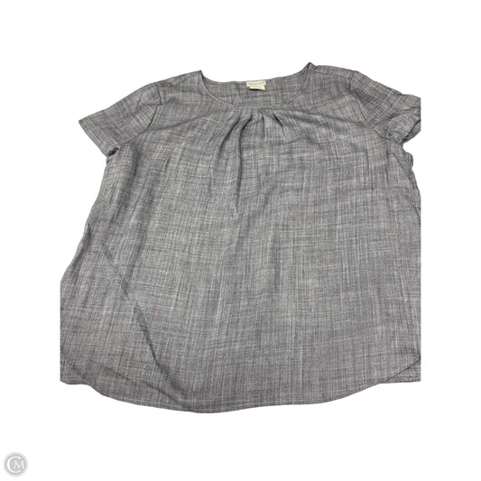 Blouse Short Sleeve By Van Heusen In Grey, Size: Xl